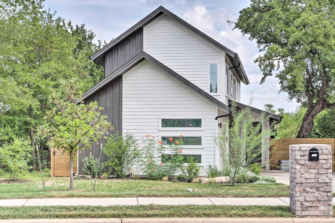 Gorgeous Georgetown Home, Walk To The Square! Exterior photo